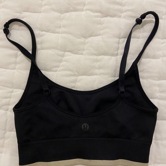 Lululemon bra - Picture 2 of 2